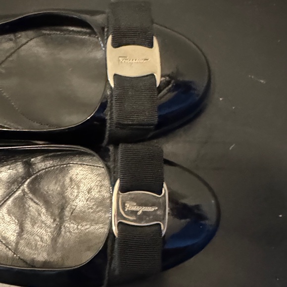 Salvatore Ferragamo Black Patent Leather Flats with Ferragamo Signature Bow, 9B - Picture 4 of 15